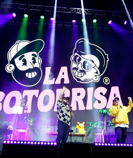 La Cotorrisa conquistó a León con una noche llena de carcajadas